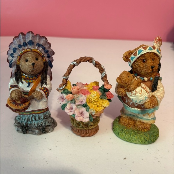 Native Bear Figurines with Floral Basket - Picture 1 of 3